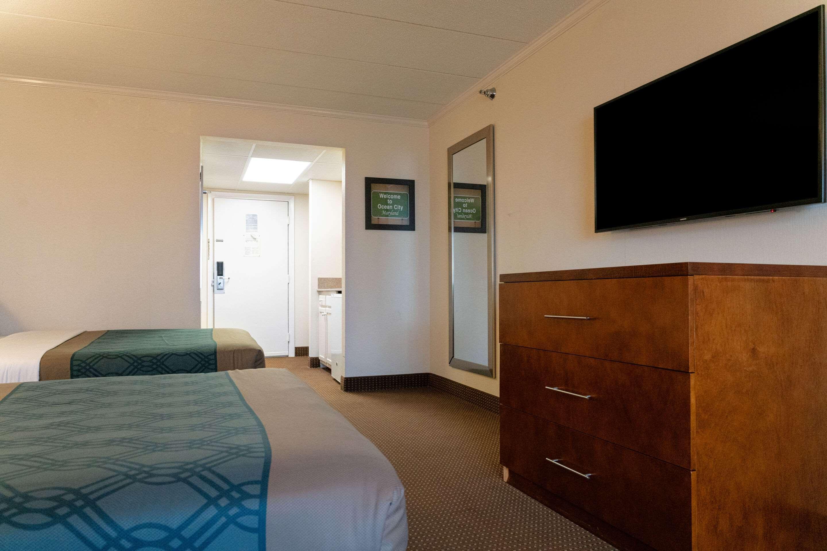 Quality Inn Ocean City Beachfront Exterior photo