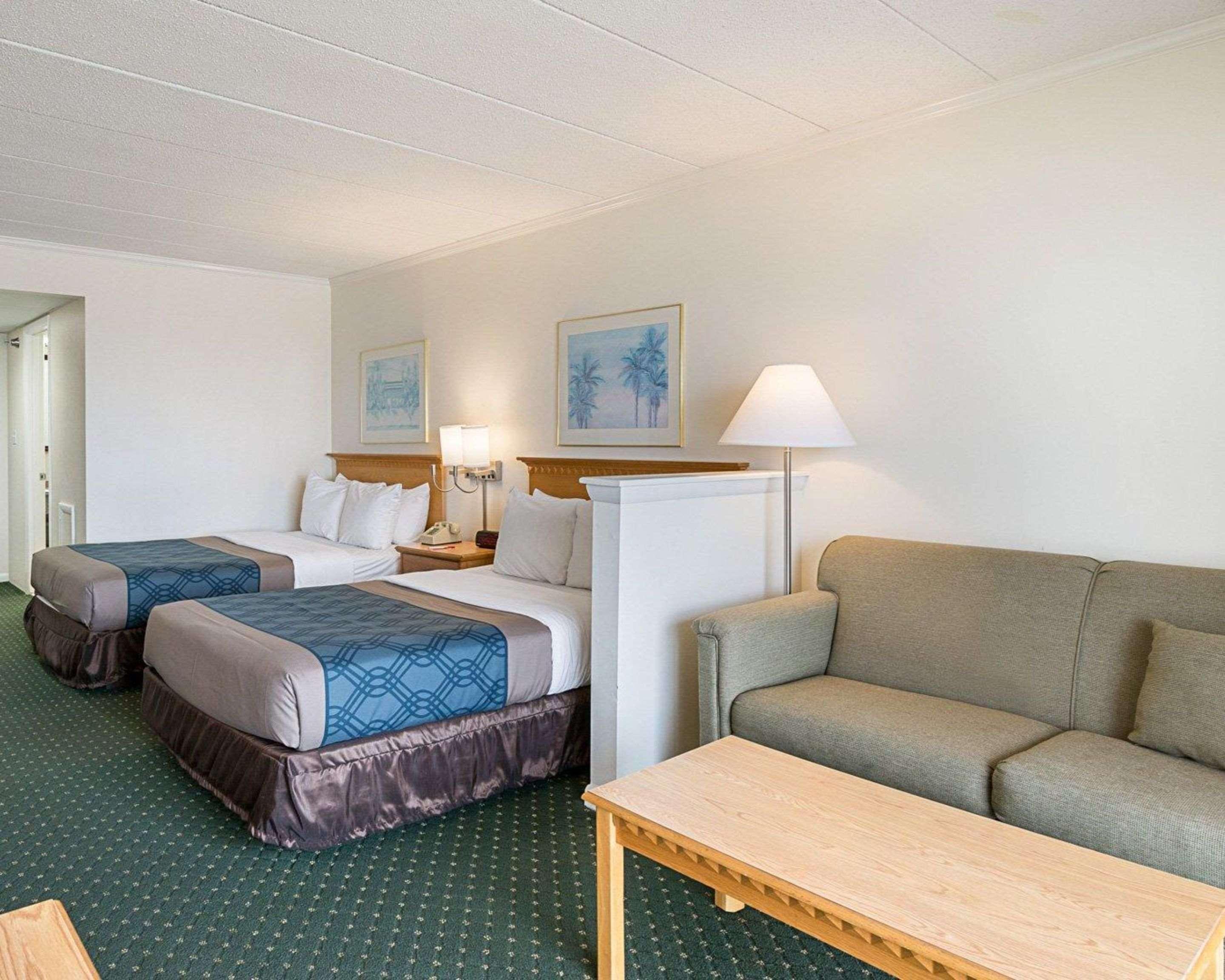 Quality Inn Ocean City Beachfront Exterior photo