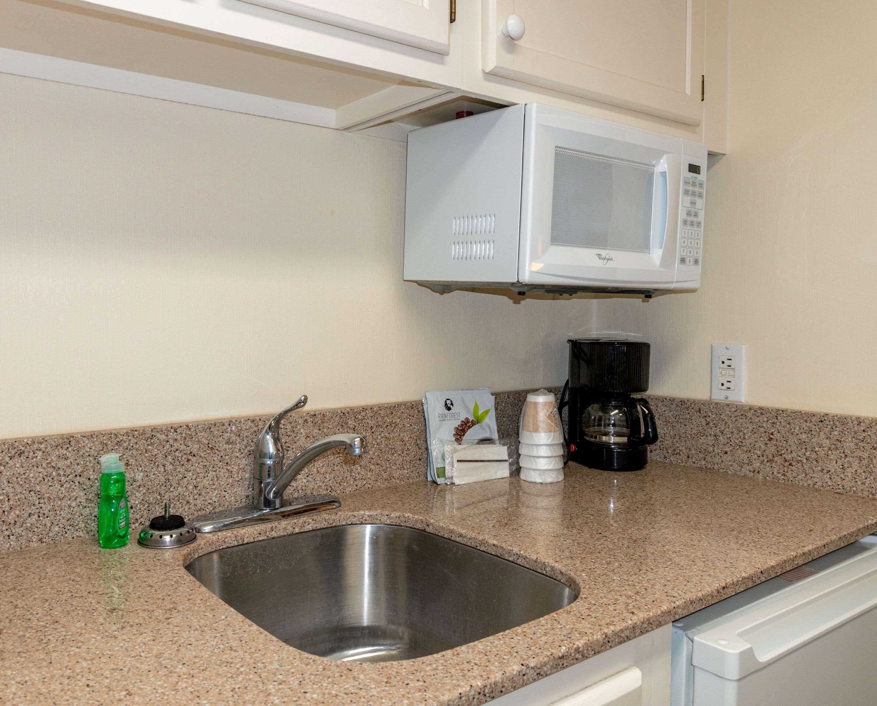 Quality Inn Ocean City Beachfront Exterior photo