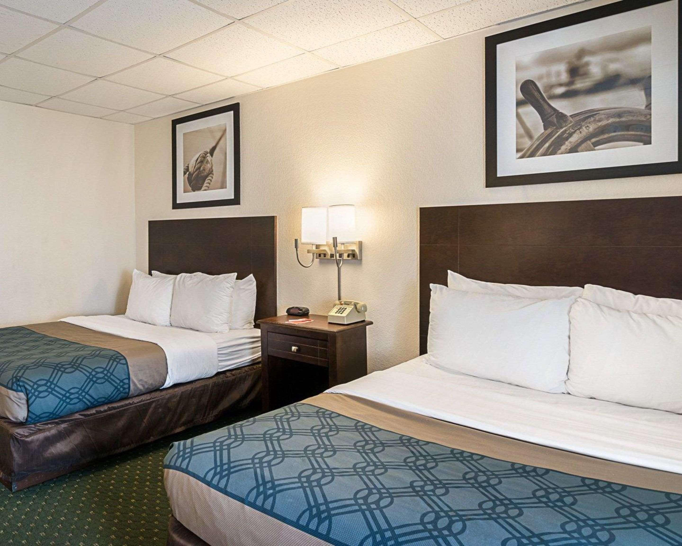 Quality Inn Ocean City Beachfront Exterior photo
