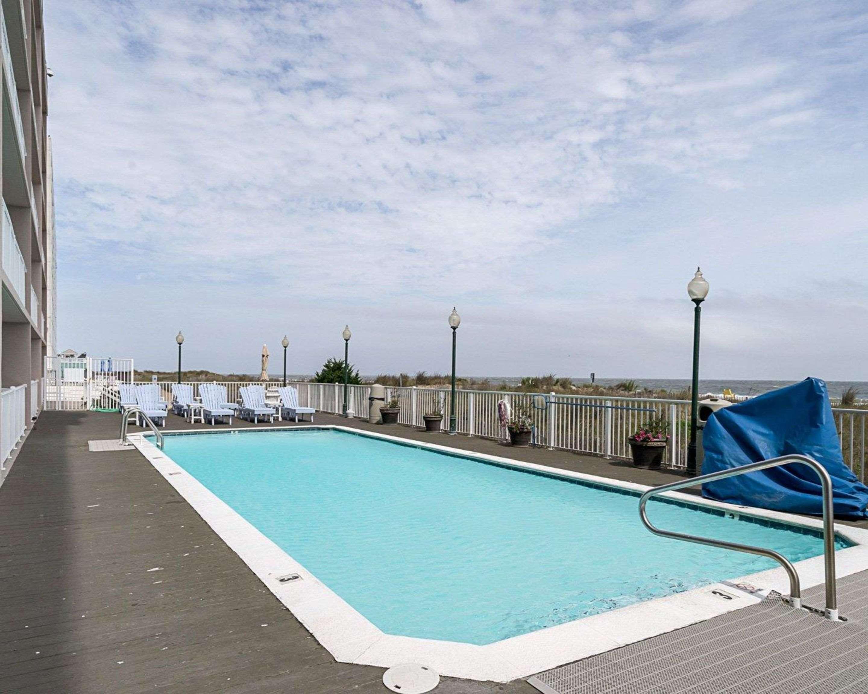 Quality Inn Ocean City Beachfront Exterior photo