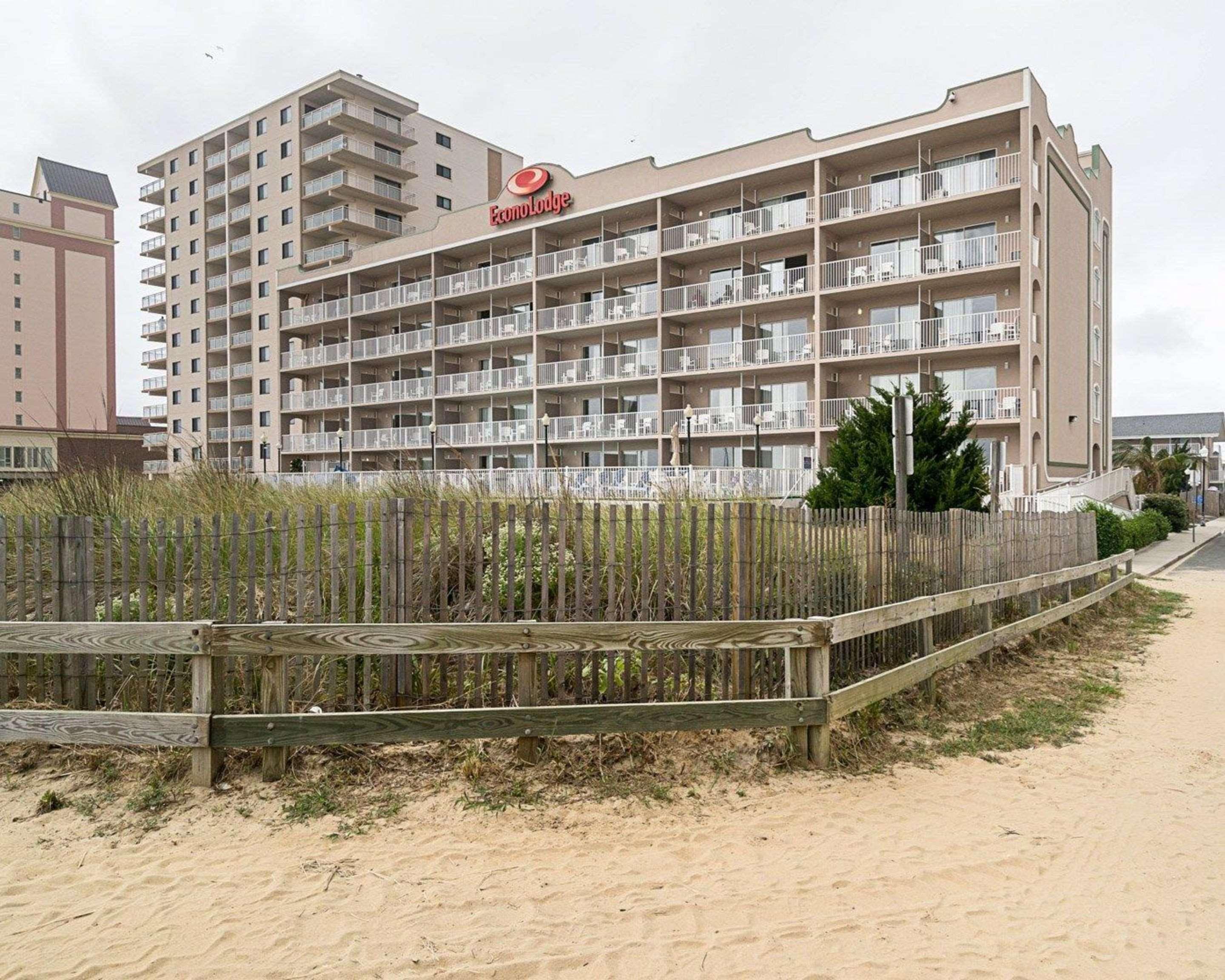 Quality Inn Ocean City Beachfront Exterior photo