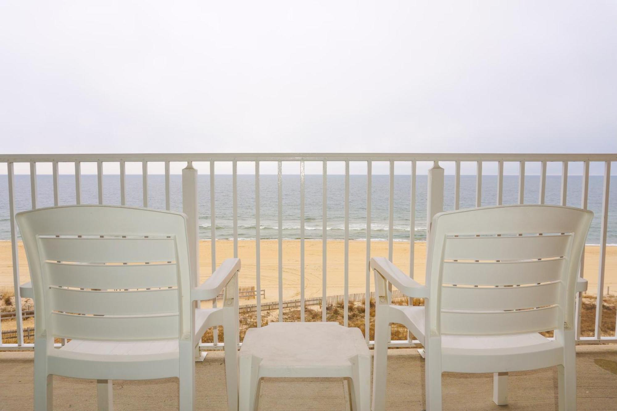 Quality Inn Ocean City Beachfront Exterior photo