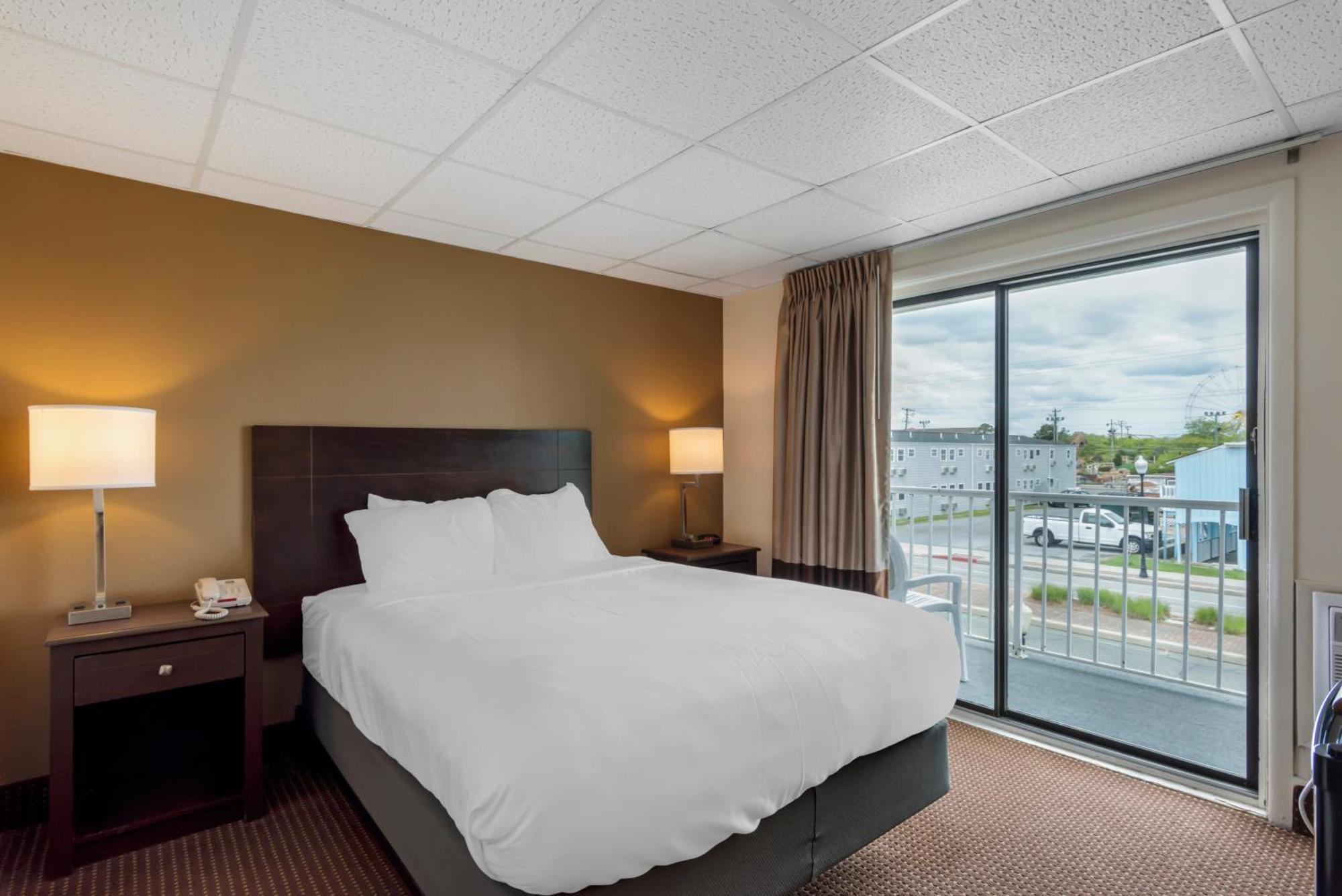 Quality Inn Ocean City Beachfront Exterior photo