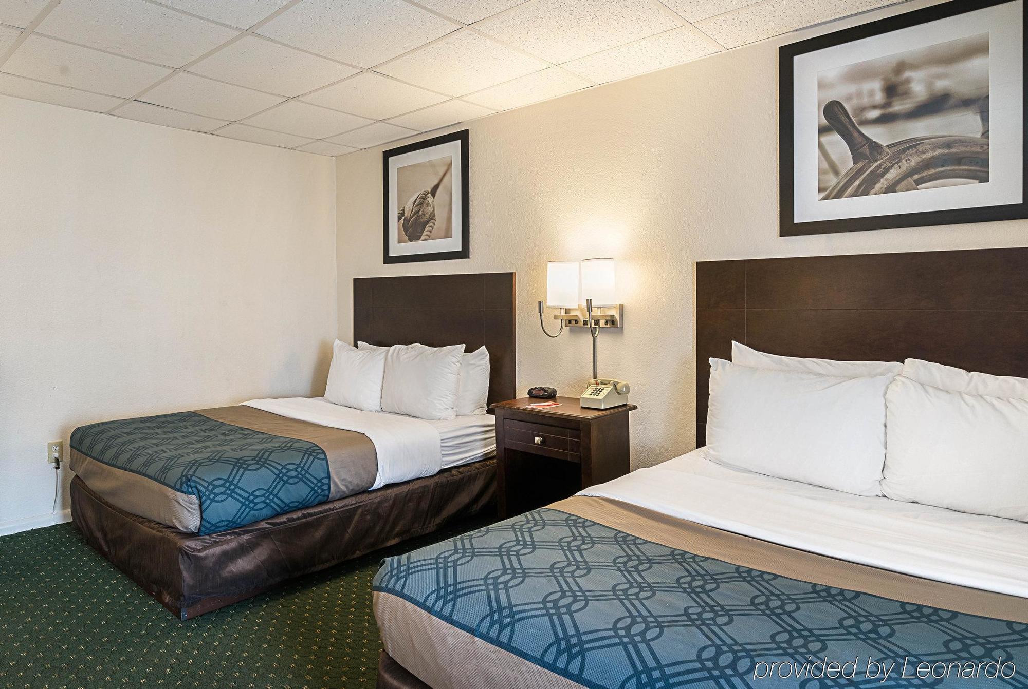 Quality Inn Ocean City Beachfront Exterior photo