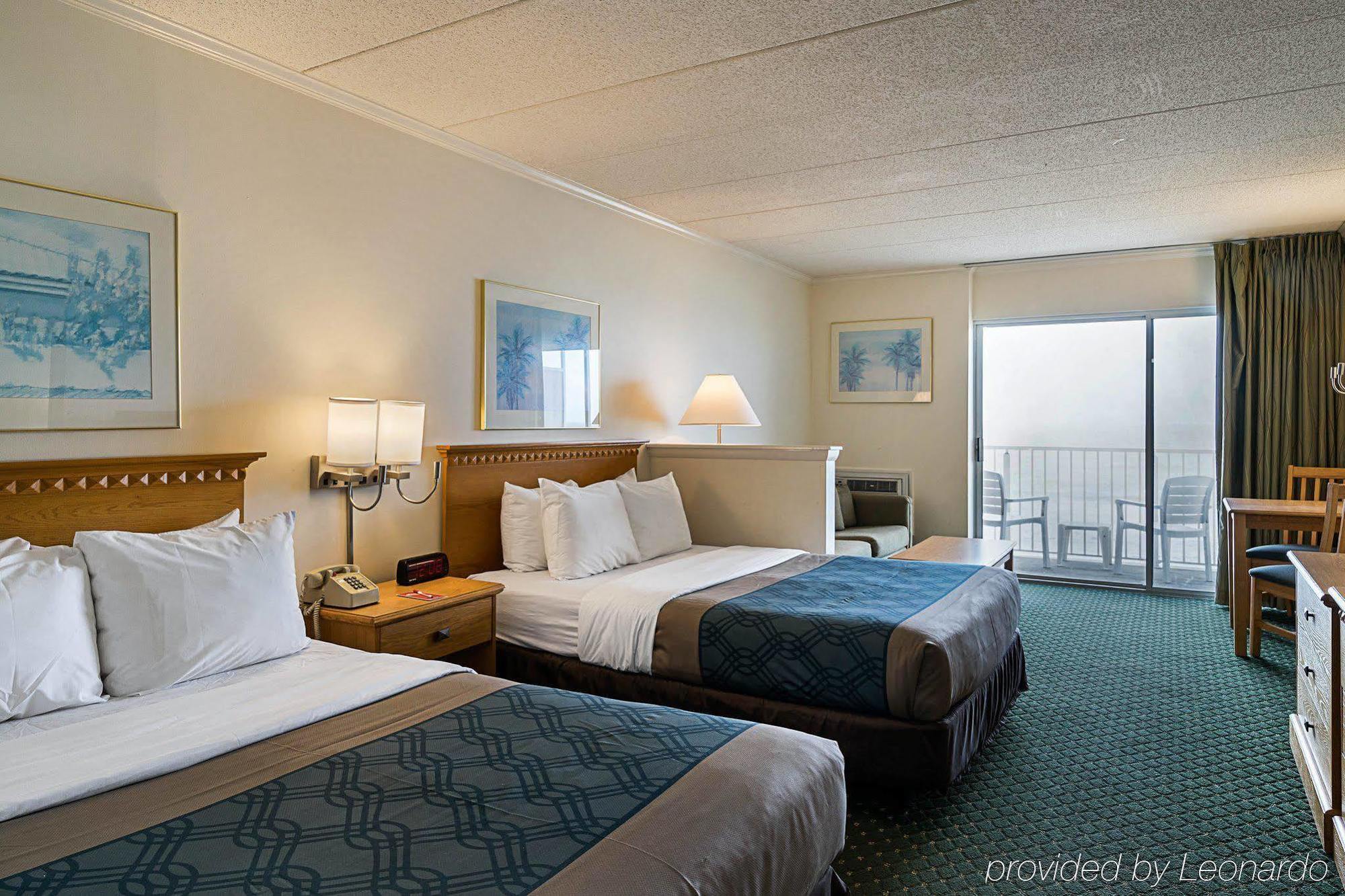 Quality Inn Ocean City Beachfront Exterior photo